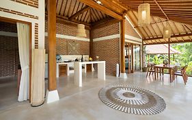 Kampung Uma Dawa Villas And Spa